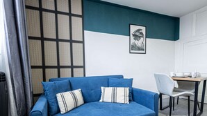 Unclassified image, 5 of 11, button - One Bedroom Gem Apt Near Kentish Town Train Stn (London)