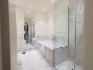 Appartement | Badkamer