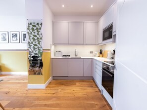 Leilighet | Eget kjøkken | Vannkoker, brødrister og kjøkkenutstyr