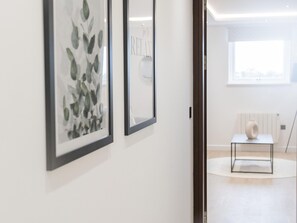 Apartment | Interior detail - Discover Camden Passage One Bedroom by Belvilla (London)