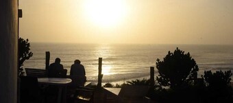 Sea View Rooms on the Cliff. Just 50 meters walk to the beach 