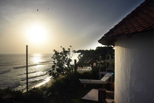 Sea View Rooms on the Cliff. Just 50 meters walk to the beach 