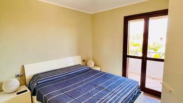 Apartment | 2 bedrooms, iron/ironing board