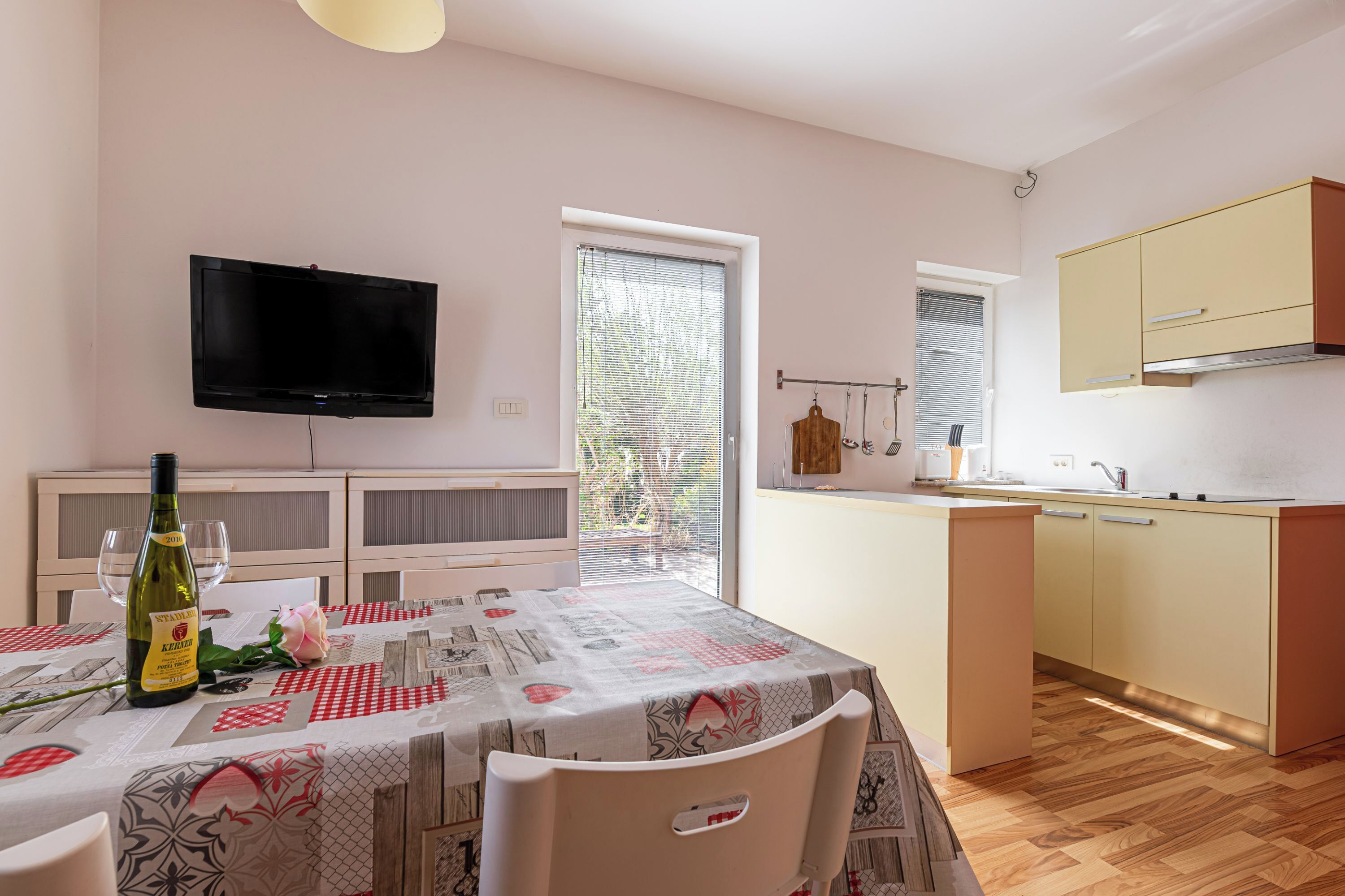 ファミリー アパートメント ベッドルーム (複数) (Lavrič Hideaway Apartment 2) | ダイニングルーム