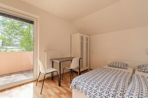 Family Studio (Lavrič Hideaway Studio 3) | Free WiFi, bed sheets - Apartments Lavrič (Bloke)
