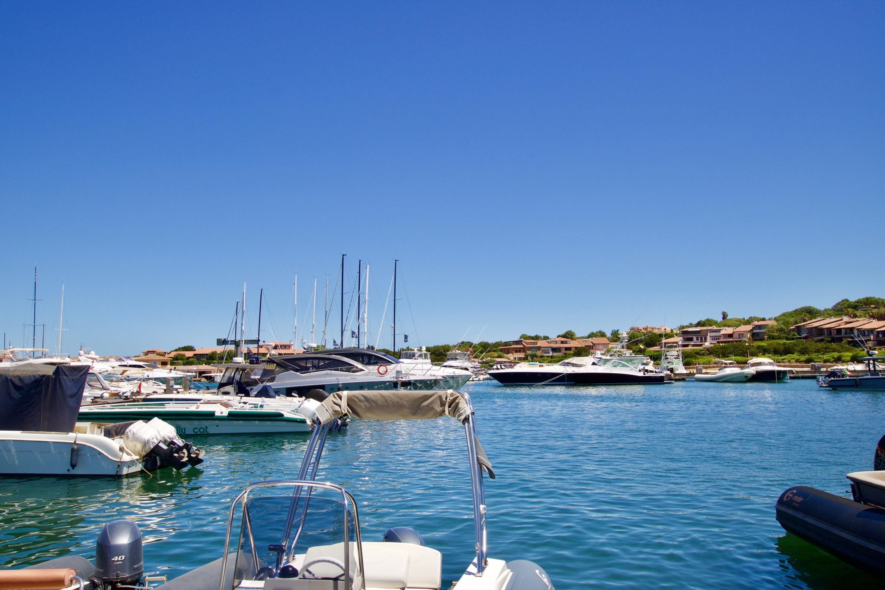 Marina/club náutico