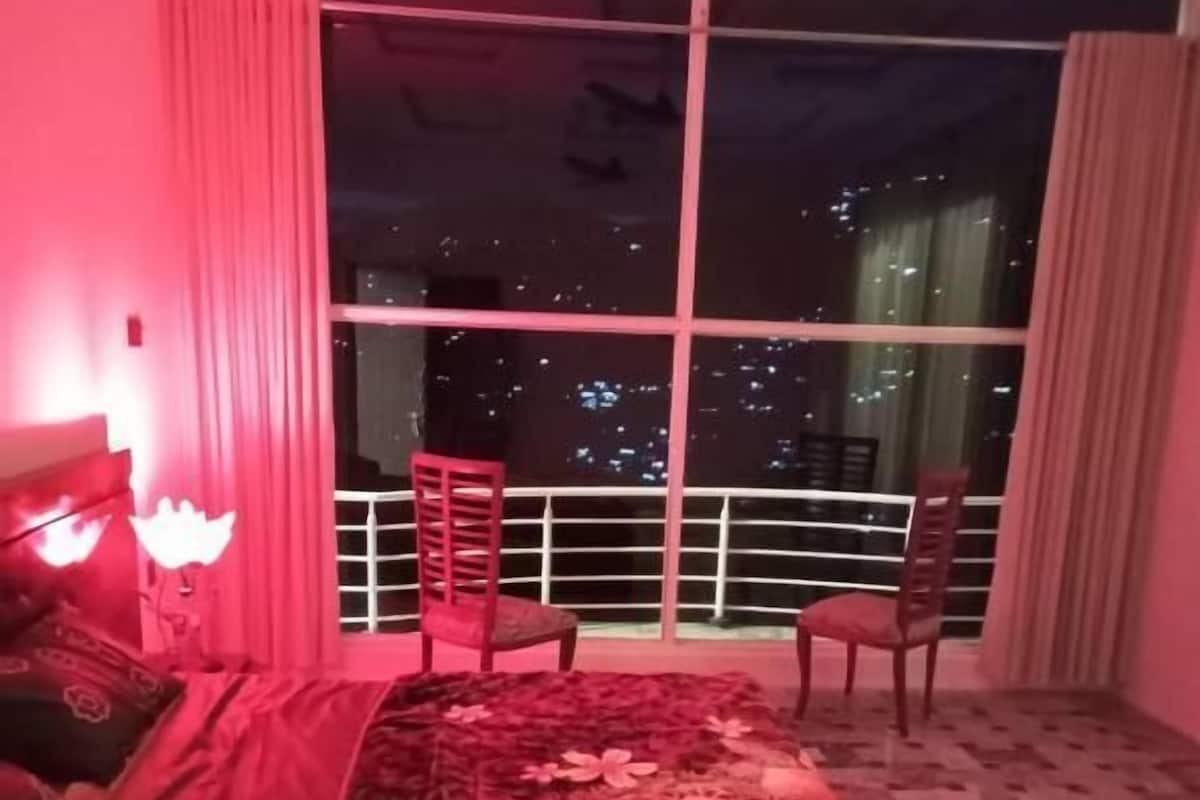 Deluxe Double Room | Kalis bunyi, seterika/papan seterika, Wi-fi percuma
