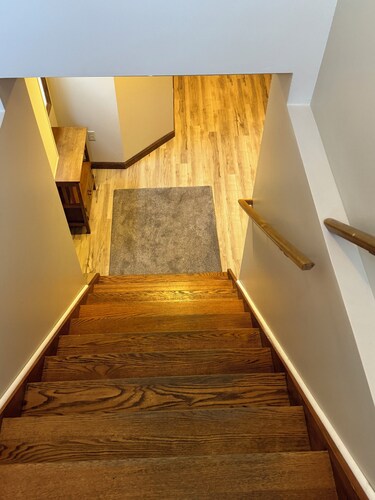 Private Apartment Sleeps 6+, Capital Region near everything!