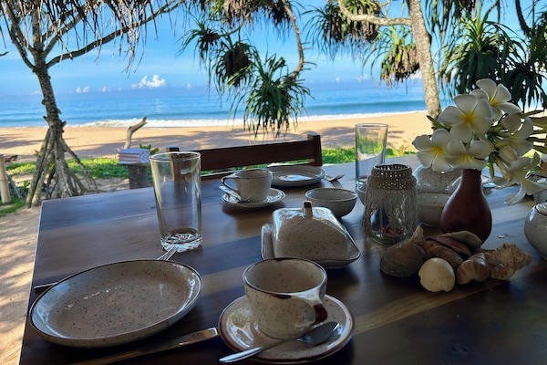 Desayuno completo incluido todos los días