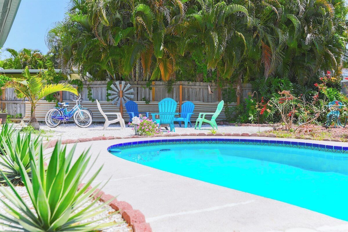 Pool, Firepit, Outdoor Games | Oak Terrace Getaway