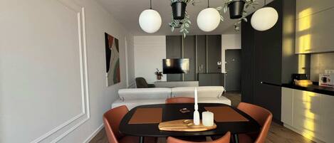 تناول الطعام