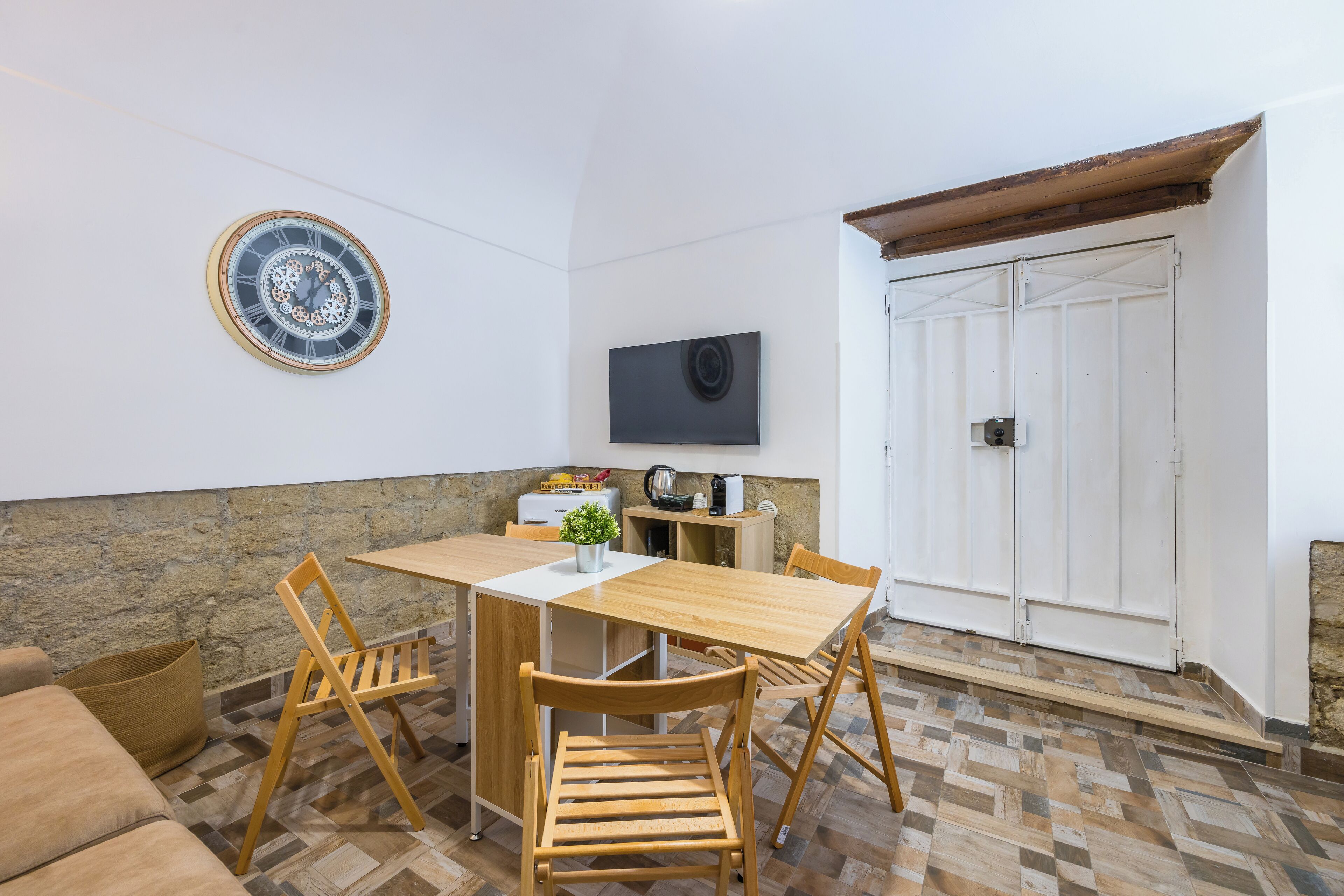 Deluxe-Apartment | Wohnbereich | Flachbildfernseher