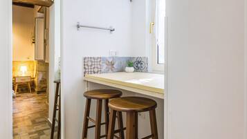 Deluxe-Apartment | 1 Schlafzimmer, Schreibtisch, schallisolierte Zimmer, kostenloses WLAN