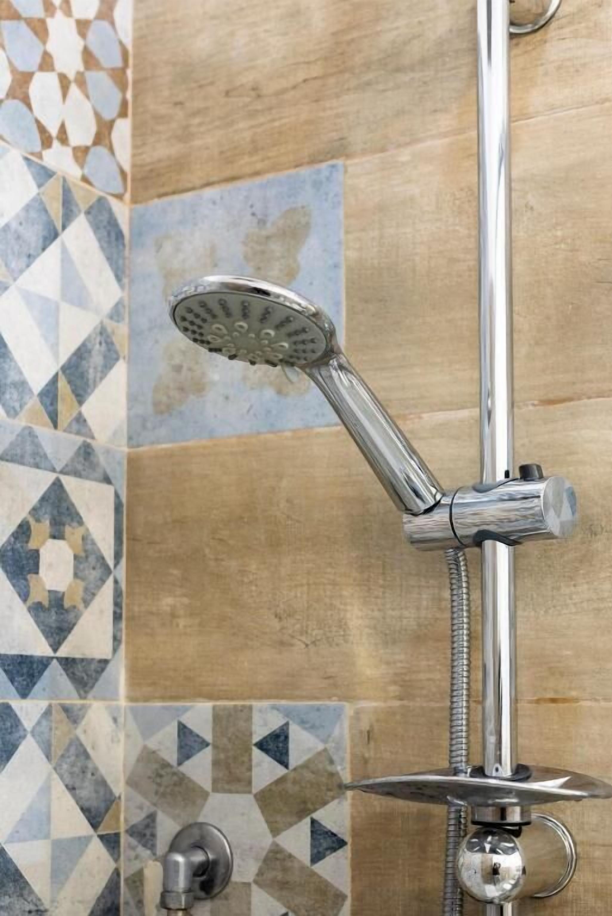 Apartamento luxo | Banheiro | Produtos de toalete grátis, secador de cabelo, toalhas de banho 