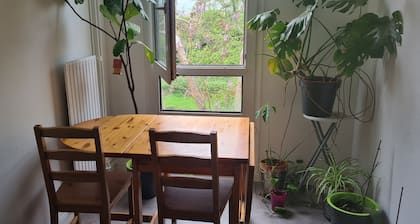 Chambre Pour JO 15min du Velodrome, Golf National, Versailles. 30min de Paris