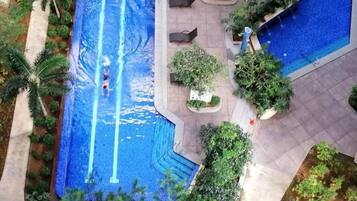3 outdoor pools, open 8:00 AM to 9:00 PM, sun loungers
