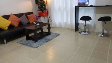 43-inch Smart TV with digital channels, Netflix, streaming services