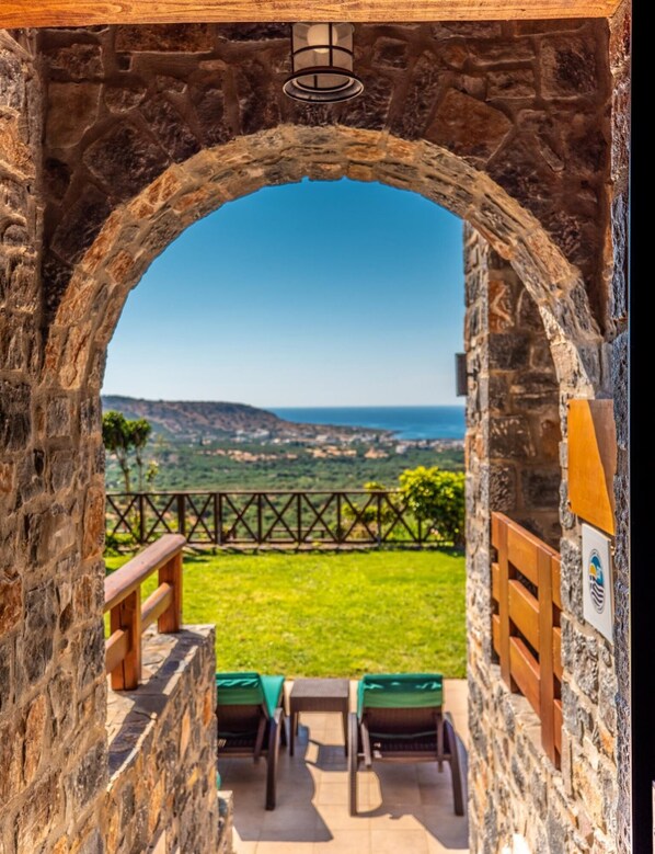 Villa, Accessible - Villa Avia Milatos Crete (Agios Nikolaos)