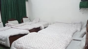 Deluxe Double Room | Soundproofing, iron/ironing board, free WiFi