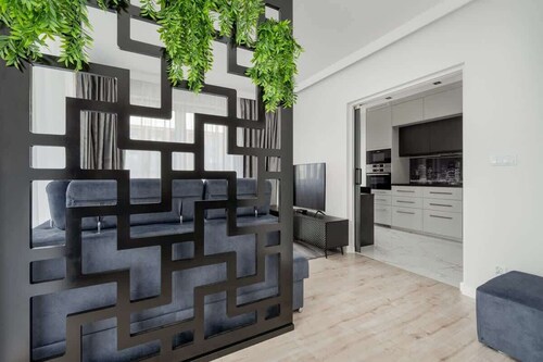 Elegant Apartment with 3 Bedrooms | 2 Parking Places | Balcony