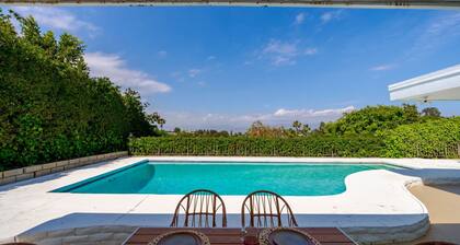 Spacious Studio City Home: Pool, Jacuzzi, Valley Views, Near Universal