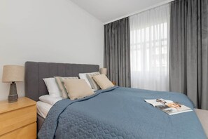 2 bedrooms, desk, iron/ironing board, WiFi - !Biała 7A | Comprehensive Apartment | Balcony (Gdańsk)