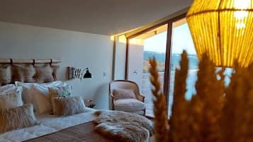 Kamar Eksklusif, pemandangan gunung | Didekorasi berbeda-beda, kedap suara, Wi-Fi gratis, dan seprai linen