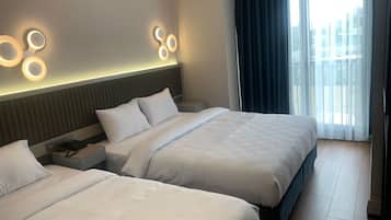 Premium bedding, Select Comfort beds, minibar, in-room safe