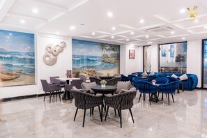 Reception - The Yen Residences Danang (Da Nang)