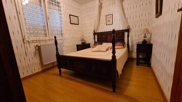 4 soveværelser, strygejern/strygebræt, Wi-Fi, sengetøj