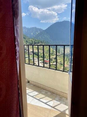 Deluxe Double Room | Balcony view