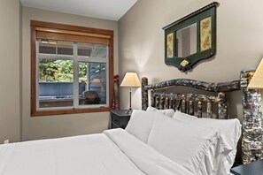 2 quartos, ferros/tábuas de passar roupa, Wi-Fi, roupa de cama