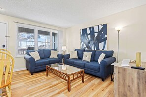 TV, offices - Modern Condo Just Steps from the OC Boardwalk! (Ocean City)