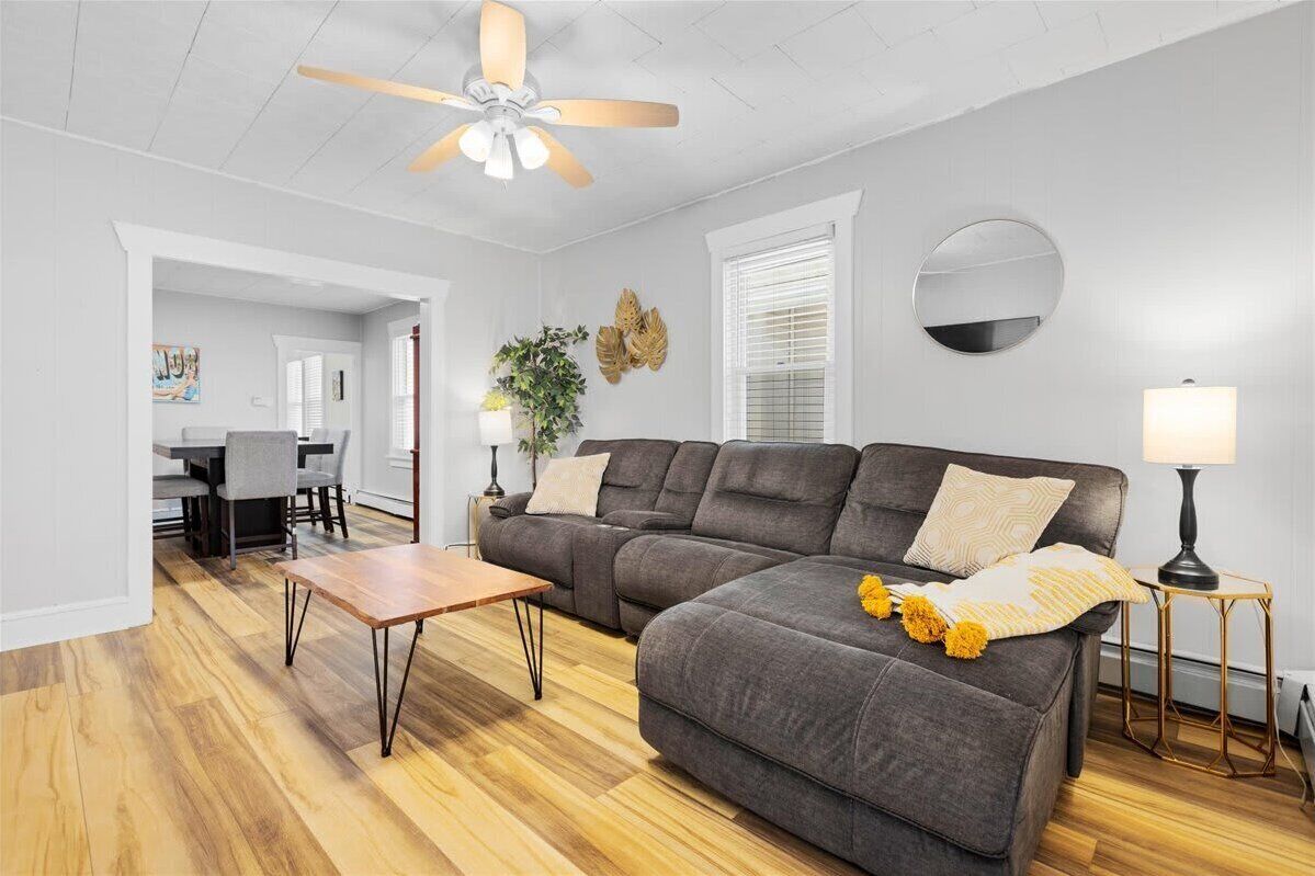 Best of Both Worlds: Steps Away from Beach & Bay