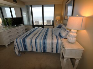 2 bedrooms, iron/ironing board, free WiFi, bed sheets - Panoramic Ocean Views Overlooking the Boardwalk w/Pool (Virginia Beach)