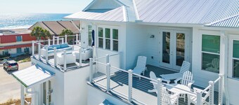 New Luxury Beach Home with Private Pool