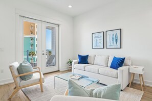 Smart TV - New Luxury Beach Home with Private Pool (Panama City Beach)