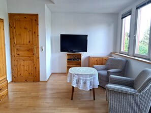 Smart TV - Geräumige Ferienwohnung "dresdner Stadt-terrasse" für 5 Erw., Kinder Willkommen (Dresden)