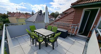 Geräumige Ferienwohnung "dresdner Stadt-terrasse" für 5 Erw., Kinder Willkommen