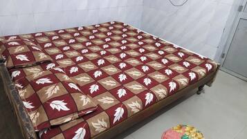 3 Schlafzimmer, Bügeleisen/Bügelbrett, WLAN, Bettwäsche