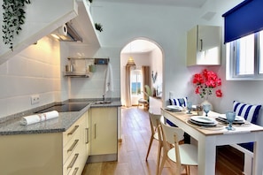 Villa, Beach View | Private kitchen | Fridge, microwave, oven, stovetop - Beach Residence Old Town (Albufeira)