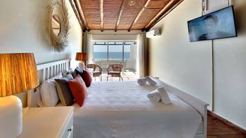 1 habitación, colchones Tempur-Pedic y cortinas blackout