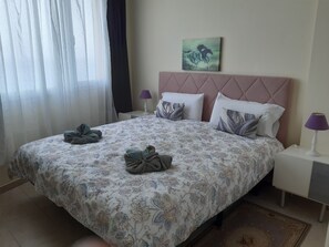 2 soverom, strykejern/-brett, reiseseng for barn og wi-fi (inkludert)