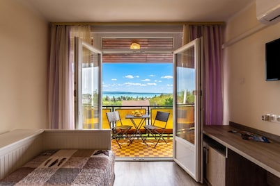 House Hortenzia Lake View
