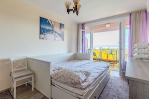 Standard House, Multiple Bedrooms, 2 Bathrooms, Lakeside (House Hortenzia Lake View) | 2 bedrooms, laptop workspace, iron/ironing board, free WiFi - House Hortenzia Lake View (Revfulop)