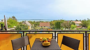 Standard House, Multiple Bedrooms, 2 Bathrooms, Lakeside (House Hortenzia Lake View) | Outdoor dining