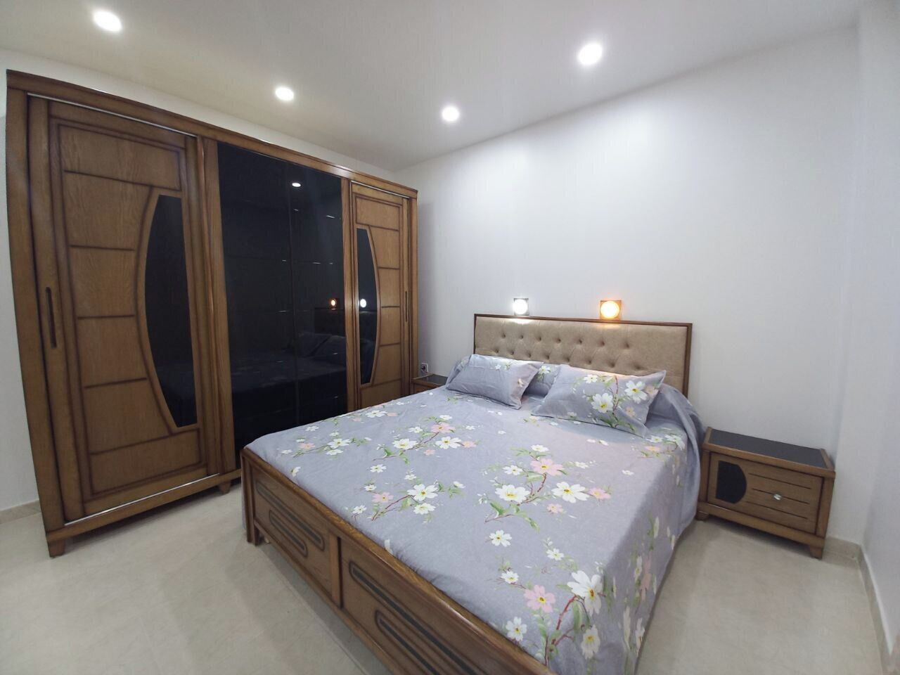 2 soverom, strykejern/-brett, wi-fi og sengetøy