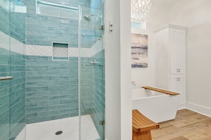 Bathroom - Tidewater 4 Bedroom Home by RedAwning (Port Bolivar)