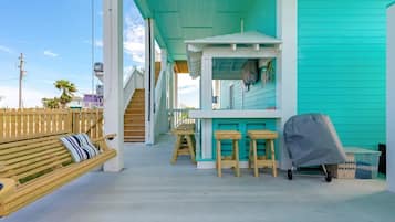 Casa, 2 quartos | Terraço/pátio