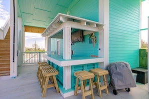 House, 2 Bedrooms | Property grounds - Sea Glass Cottage 2 Bedroom Home by RedAwning (Port Bolivar)